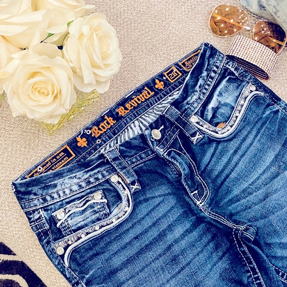 (Item no. 9) Skinny Jeans - Picture 1 of 3